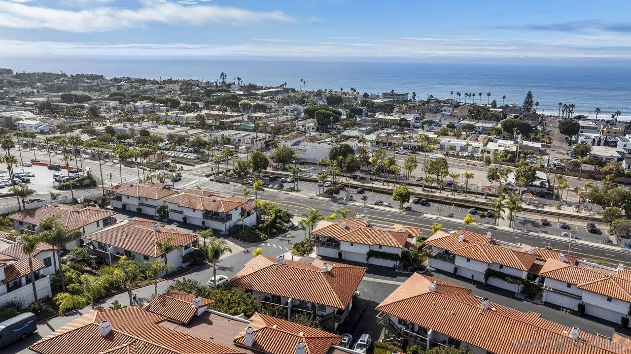381 Playa Blanca Encinitas, CA 92024 - Photo 29 of 32 an aerial view of a city