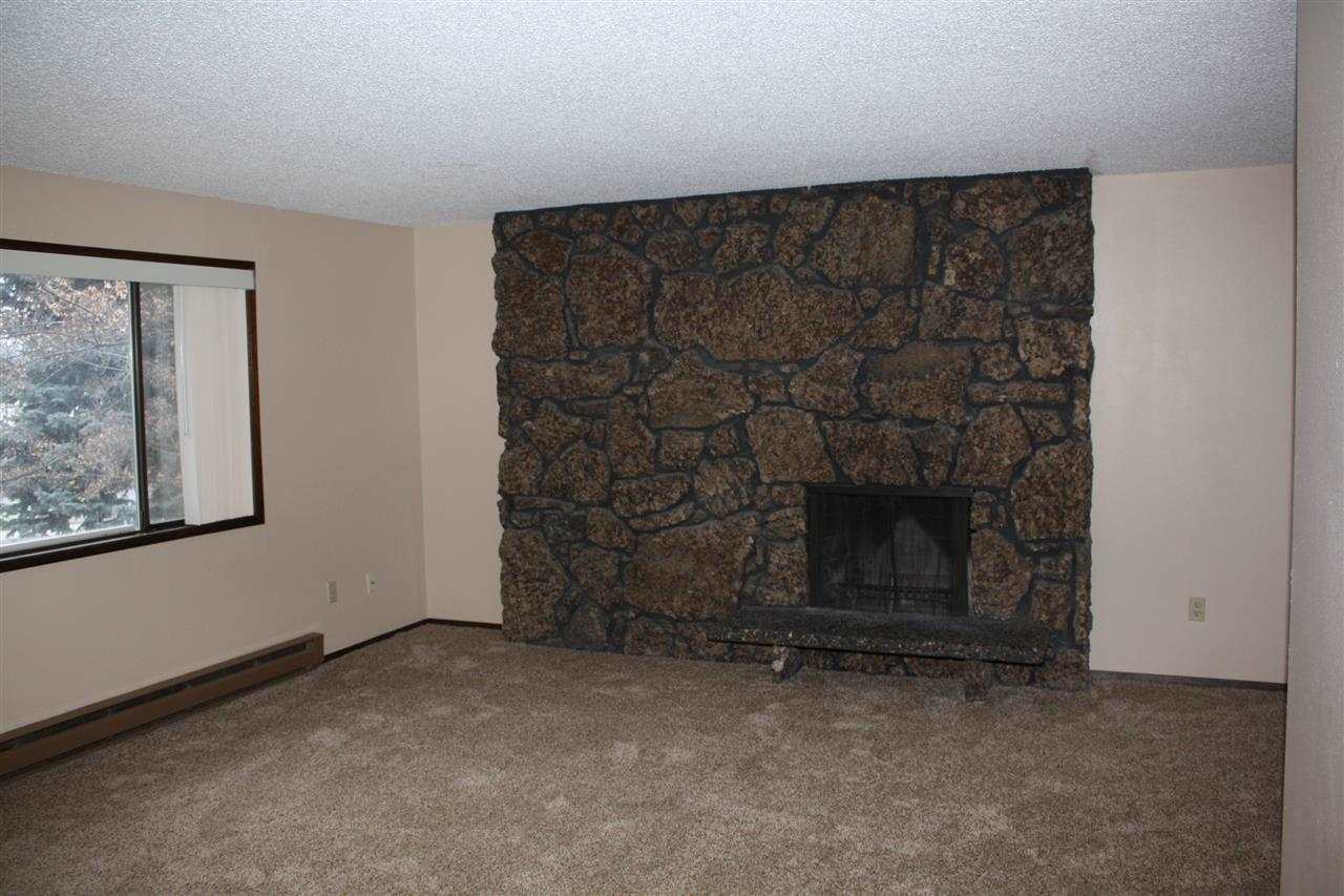 225 East Hawthorne Road Spokane, WA 99218 - Photo 3 of 15