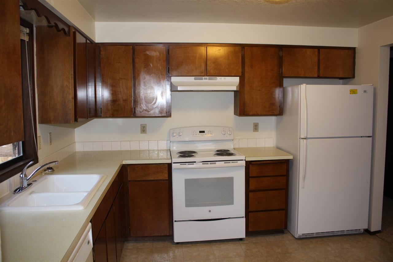 225 East Hawthorne Road Spokane, WA 99218 - Photo 6 of 15