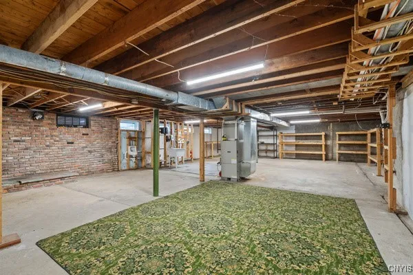 $2,800 | 25 Franklin Avenue, Oswego, NY 13126