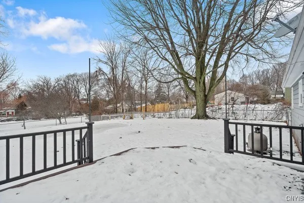 $2,800 | 25 Franklin Avenue, Oswego, NY 13126