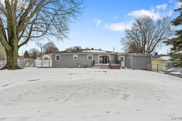 $2,800 | 25 Franklin Avenue, Oswego, NY 13126