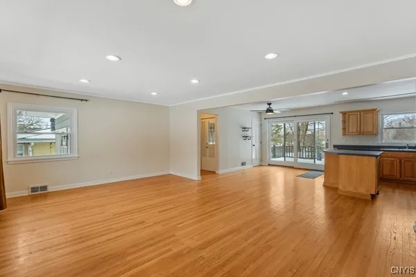 $2,600 | 25 Franklin Avenue, Oswego, NY 13126