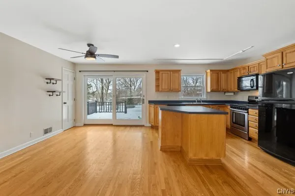 $2,600 | 25 Franklin Avenue, Oswego, NY 13126