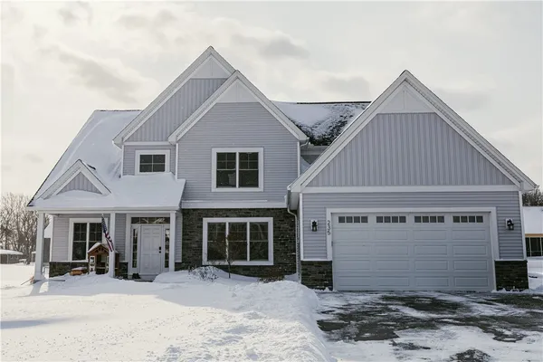 $613,000 | 235 Whistlers Cove Lane, Greece, NY 14612