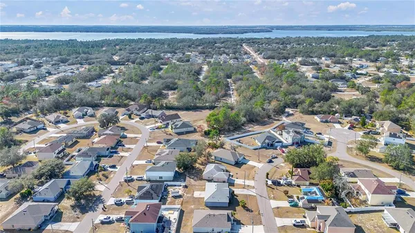 $1,800 | 327 Salmon Court, Kissimmee, FL 34759