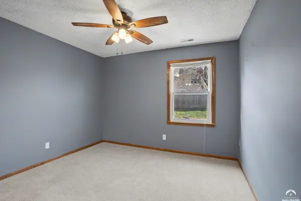 $275,000 | 1605 East 21st Place, Lawrence, KS 66046