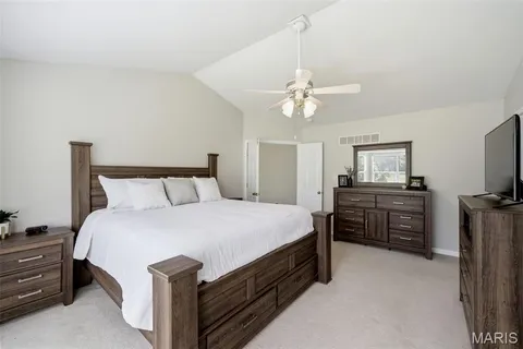 $625,000 | 444 Eagle Pointe Landing Drive, Eureka, MO 63025