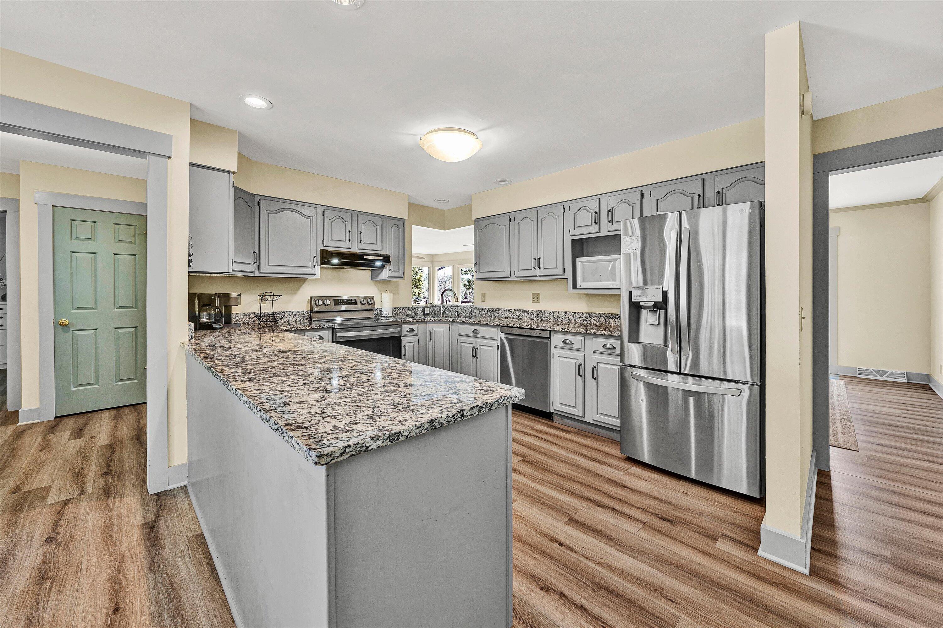 1171 Shady Point Road Huddleston, VA 24104 - Photo 22 of 64 11-DSC00010
