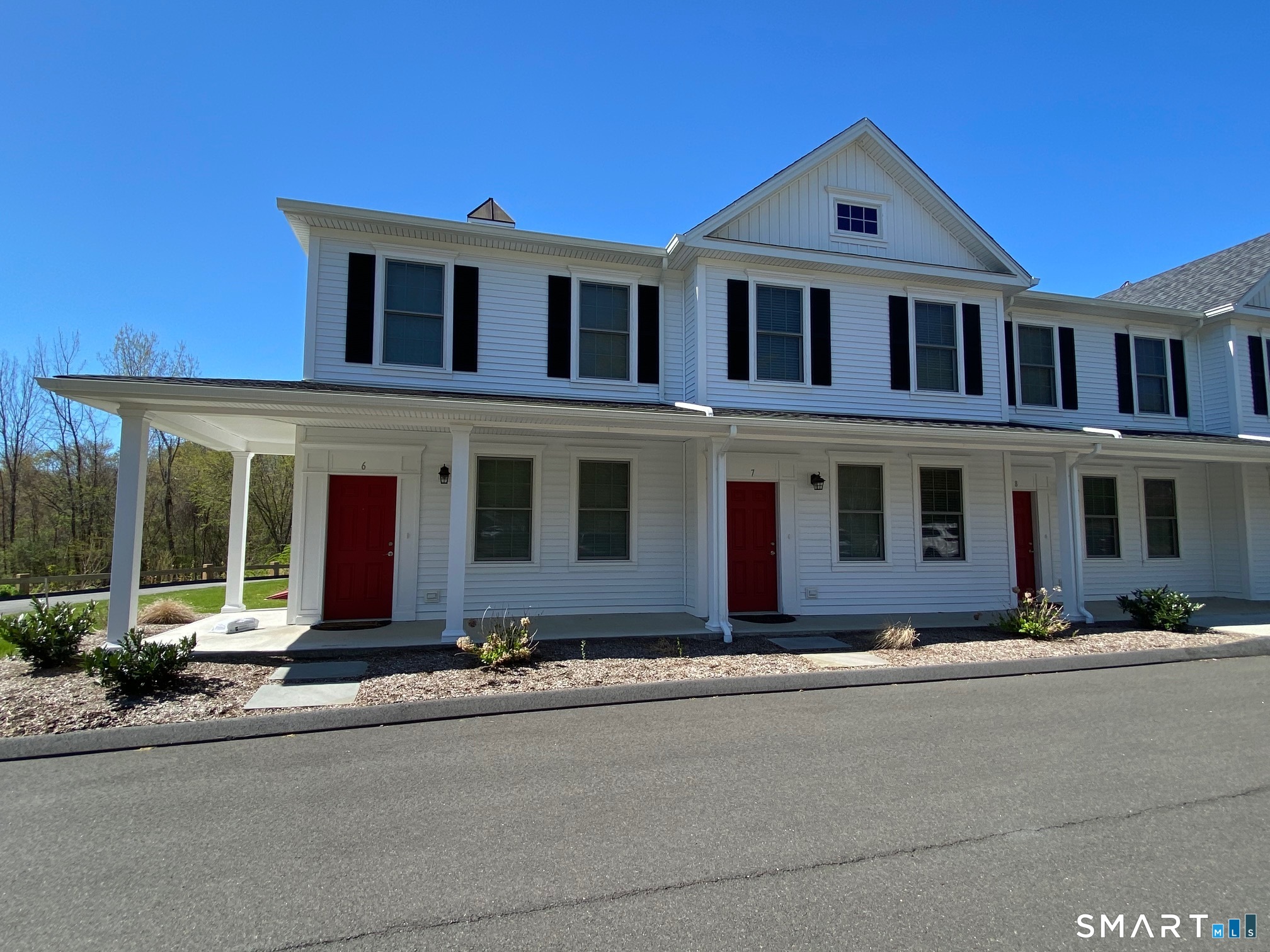2772 Boston Post Road, Unit 9 Guilford, CT 06437 - Photo 2 of 25