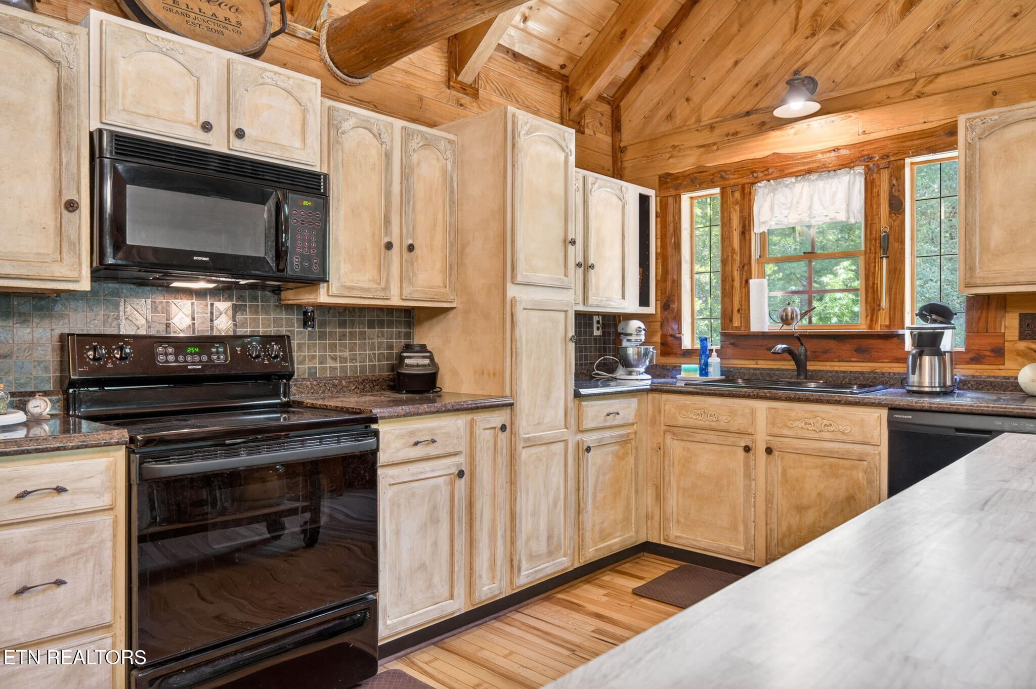 4912 Honey Creek Loop Road Allardt, TN 38504 - Photo 18 of 49 17-web-or-mls-4912 Honey Creek Loop Rd_0