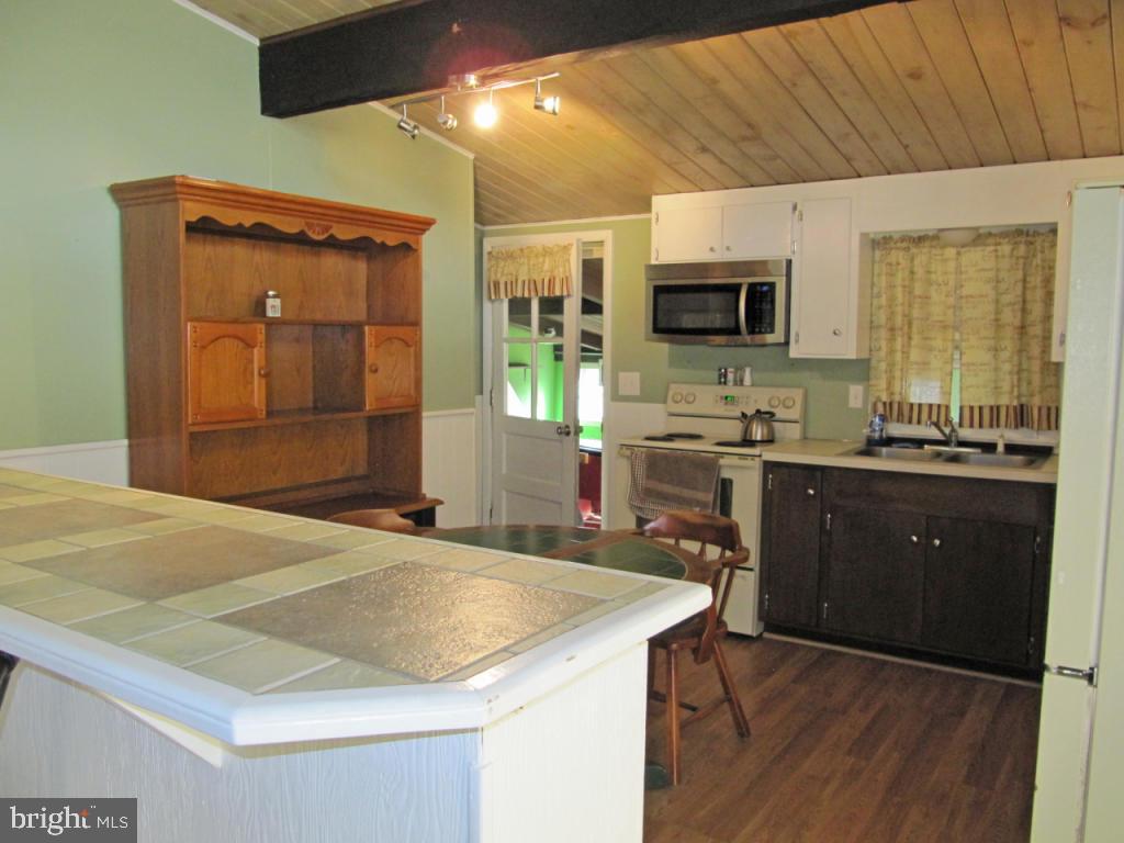 115 Colebrook Road Elizabethtown, PA 17022 - Photo 4 of 15 Gallery Image 4