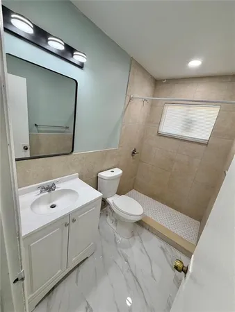 $1,000 | 218 Southwest 1st Court, Unit 218A, Pompano Beach, FL 33060