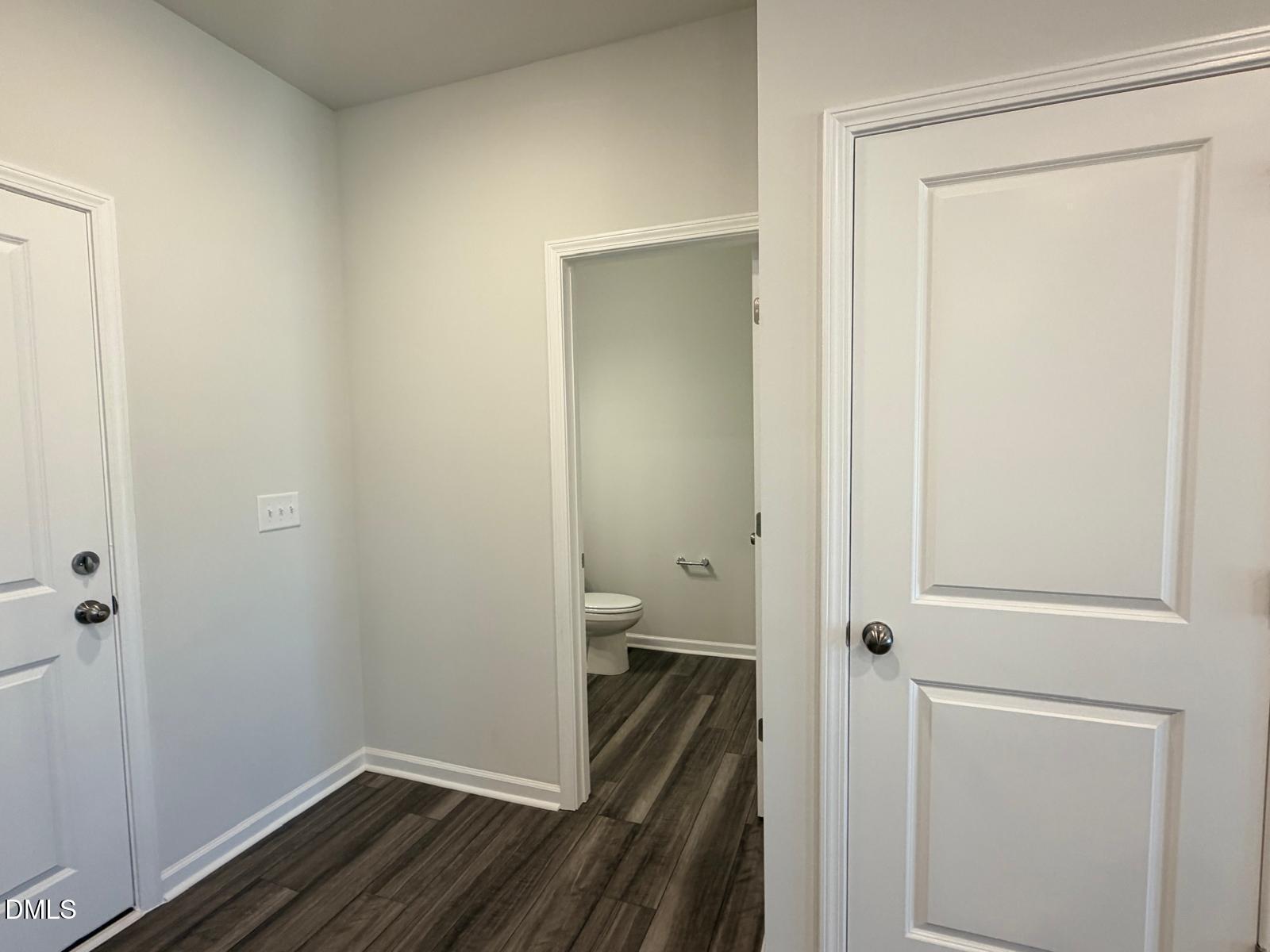 317 Fosterton Cottage Way Raleigh, NC 27603 - Photo 8 of 26 Bathroom