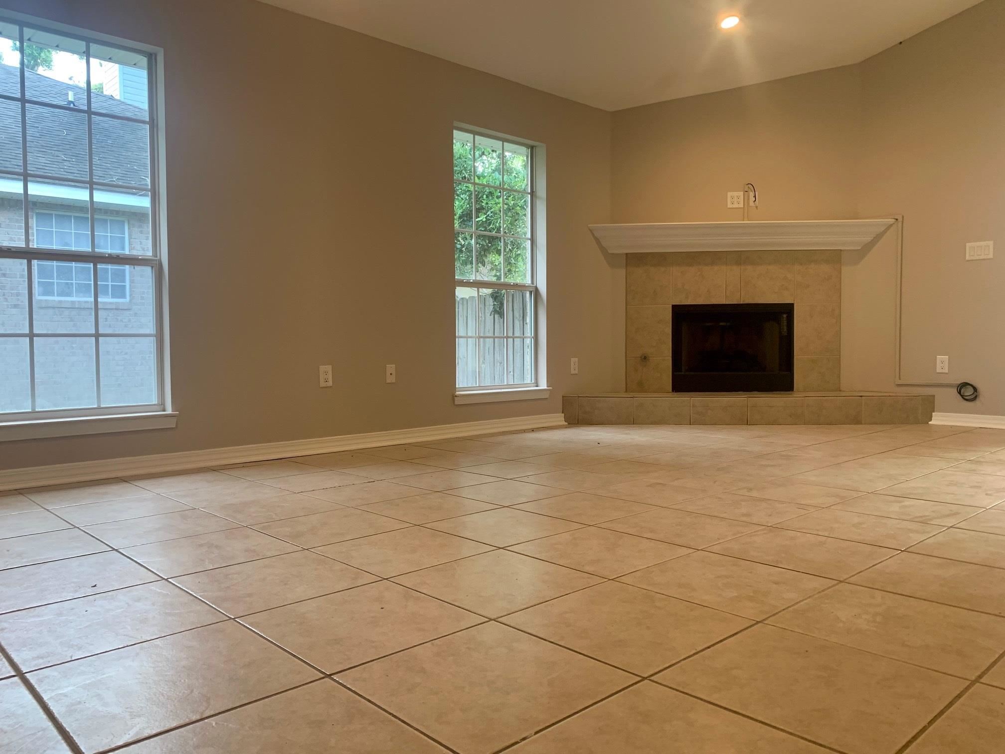 7193 Raintree Lane Gulf Shores, AL 36542 - Photo 2 of 14
