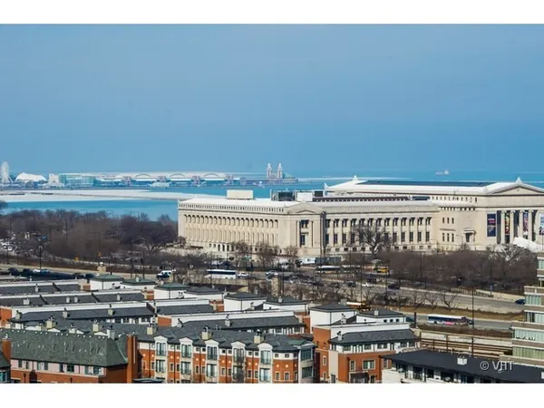 a picture of city view
