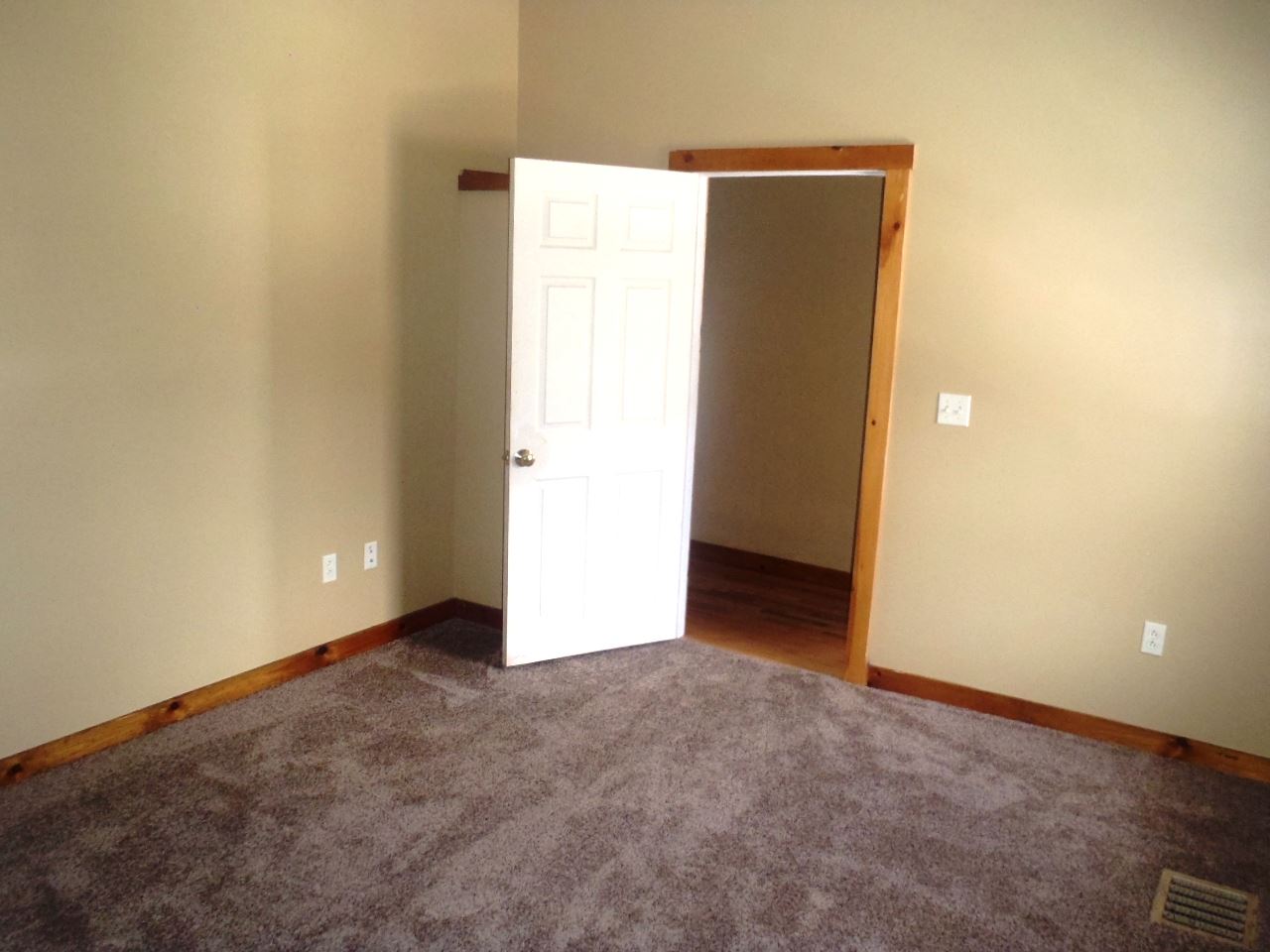 175 Merchant Street Barre, VT 05641 - Photo 13 of 26 Gallery Image 13