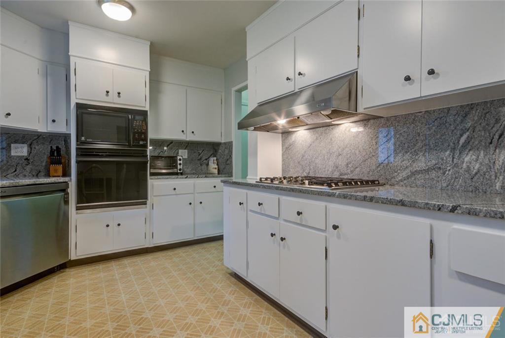 70 Gage Road East Brunswick, NJ 08816 - Photo 13 of 25 Gallery Image 13