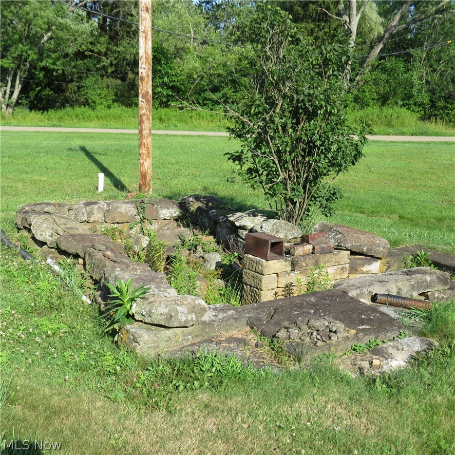 4441 Arrow Road Northwest Carrollton, OH 44615 - Photo 10 of 35 Spring