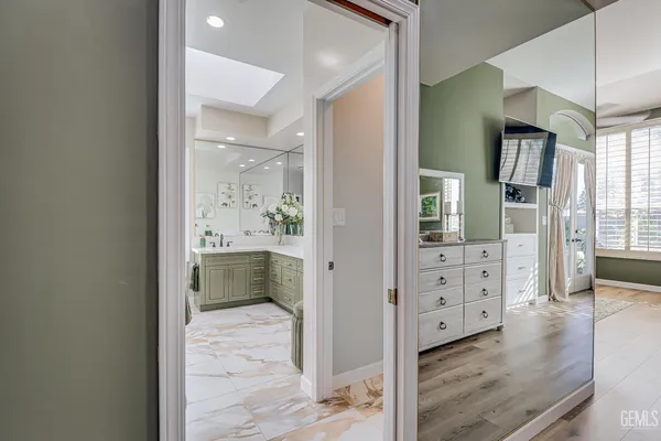 $819,000 | Undisclosed Address, Bakersfield, CA 93311