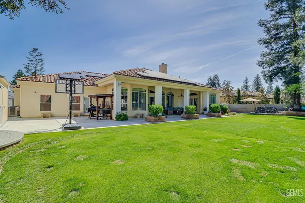 $819,000 | Undisclosed Address, Bakersfield, CA 93311