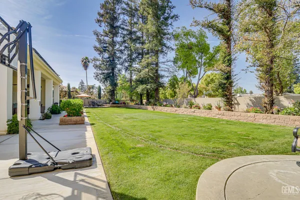 $819,000 | Undisclosed Address, Bakersfield, CA 93311