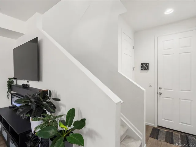 $424,000 | 24333 East 41st Avenue, Aurora, CO 80019