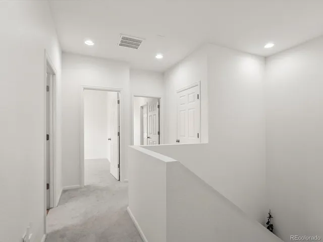 $424,000 | 24333 East 41st Avenue, Aurora, CO 80019