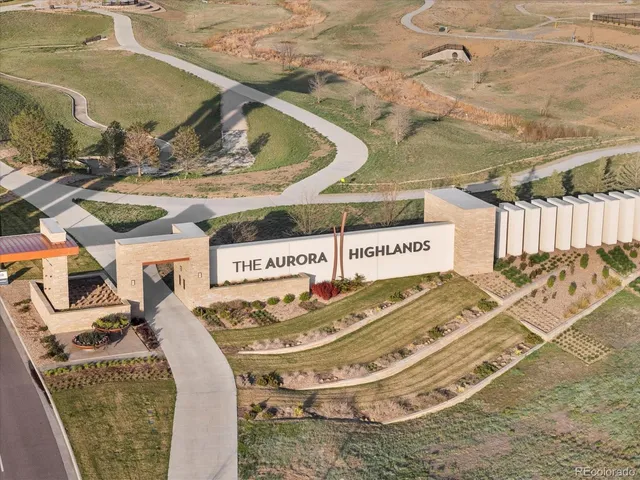 $424,000 | 24333 East 41st Avenue, Aurora, CO 80019