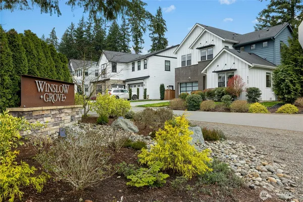 $1,690,000 | 8784 Northeast Winslow Grove Court, Bainbridge Island, WA 98110