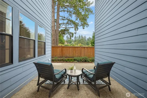 $1,690,000 | 8784 Northeast Winslow Grove Court, Bainbridge Island, WA 98110