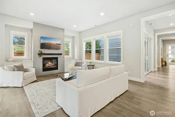 $1,690,000 | 8784 Northeast Winslow Grove Court, Bainbridge Island, WA 98110