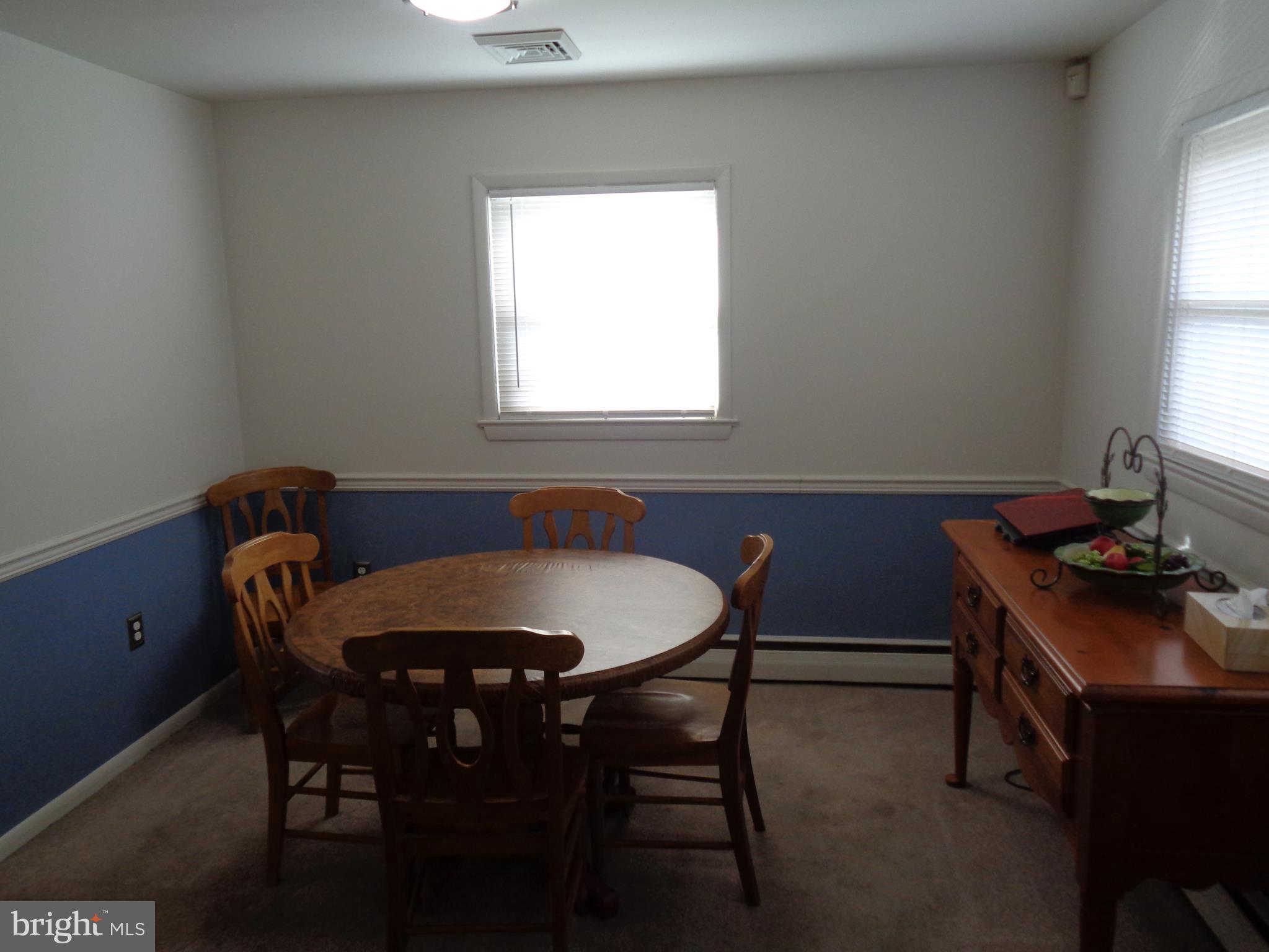 601 Eggert Crossing Road Ewing, NJ 08638 - Photo 3 of 19 Dining Room