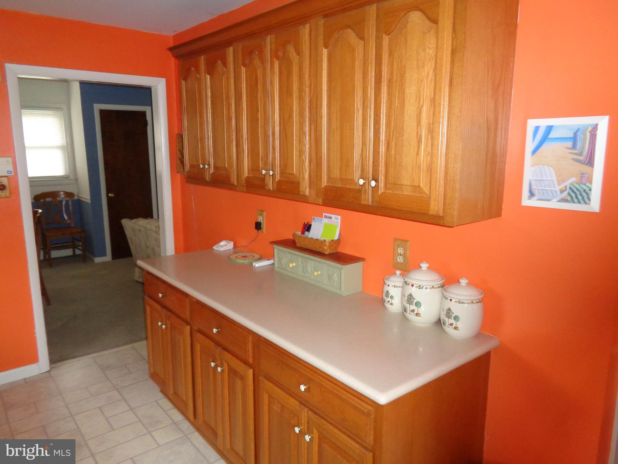 601 Eggert Crossing Road Ewing, NJ 08638 - Photo 5 of 19 Kitchen