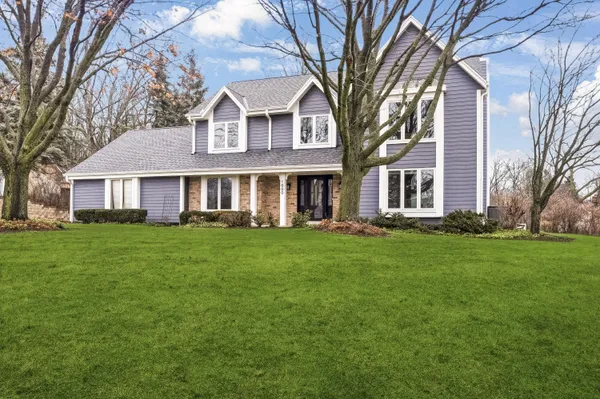 $825,000 | 1000 Silver Mist Court, Brookfield, WI 53005