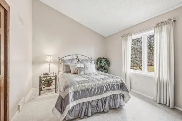 $825,000 | 1000 Silver Mist Court, Brookfield, WI 53005