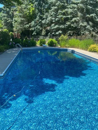 $825,000 | 1000 Silver Mist Court, Brookfield, WI 53005