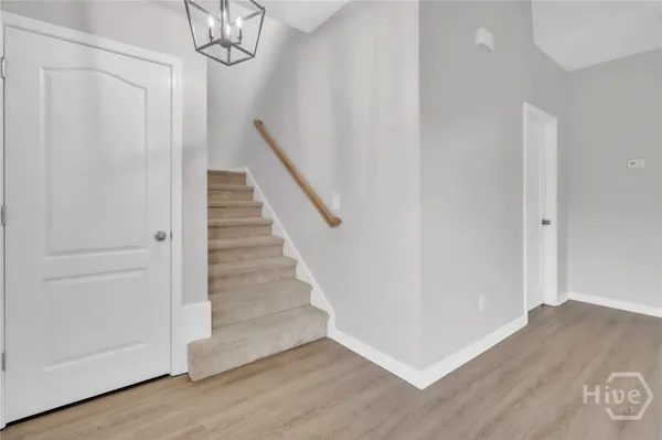 $2,100 | 122 Cromer Street, Savannah, GA 31407
