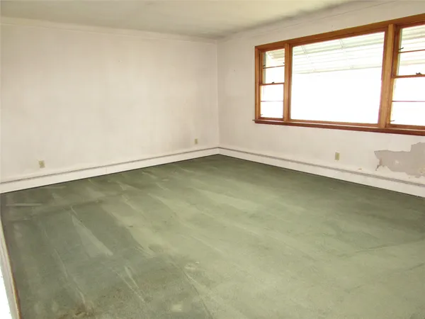 $139,900 | 102 Jay Street, Johnson City, NY 13790