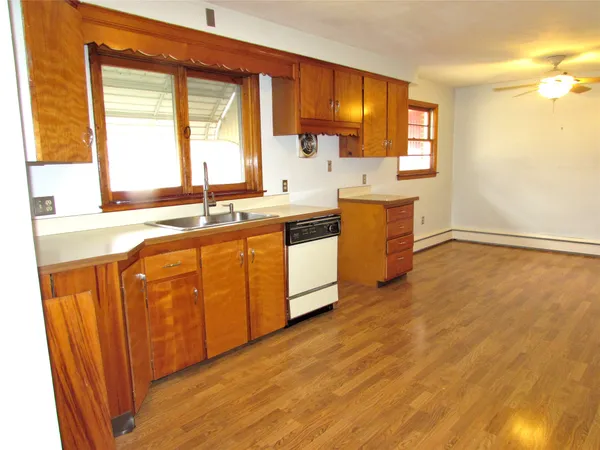 $139,900 | 102 Jay Street, Johnson City, NY 13790