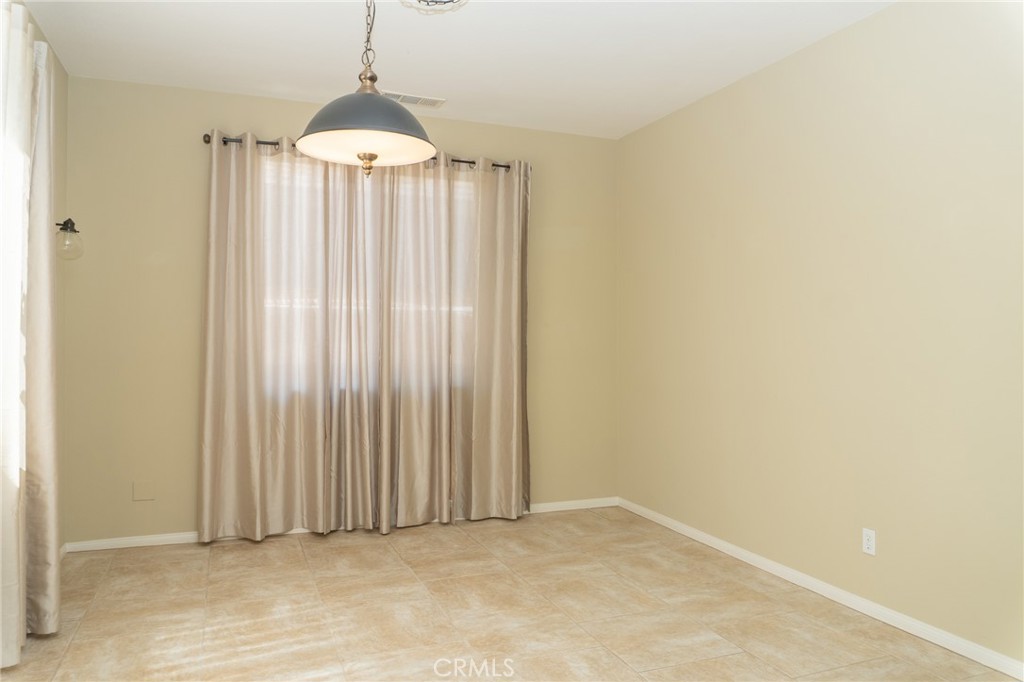 31043 Tiverton Road Menifee, CA 92584 - Photo 12 of 36