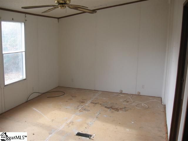 405 Duncan Creek Church Road Clinton, SC 29325 - Photo 9 of 12 Gallery Image 9
