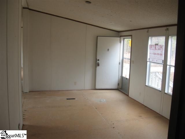 405 Duncan Creek Church Road Clinton, SC 29325 - Photo 10 of 12 Gallery Image 10