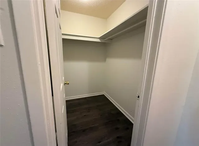 $1,150 | 812 Martin Behrman Avenue, Unit P, Metairie, LA 70005