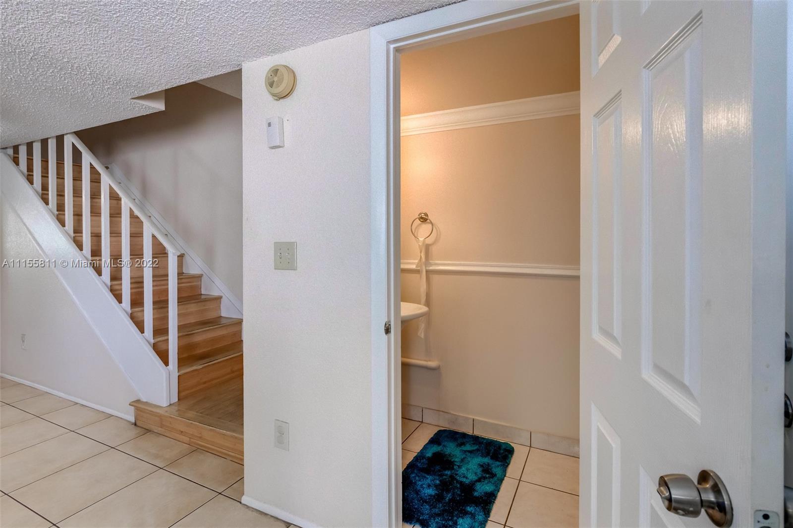 4106 Inverrary Drive, Unit 13C Lauderhill, FL 33319 - Photo 17 of 46