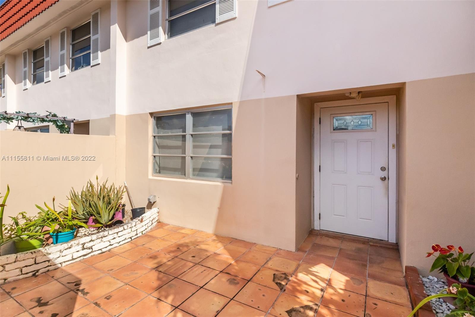 4106 Inverrary Drive, Unit 13C Lauderhill, FL 33319 - Photo 6 of 46