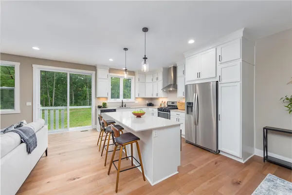 $762,900 | 1935 Percy Lane, Highland, MI 48357