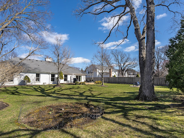 1225 West Deerpath Road Lake Forest, IL 60045 - Photo 31 of 33