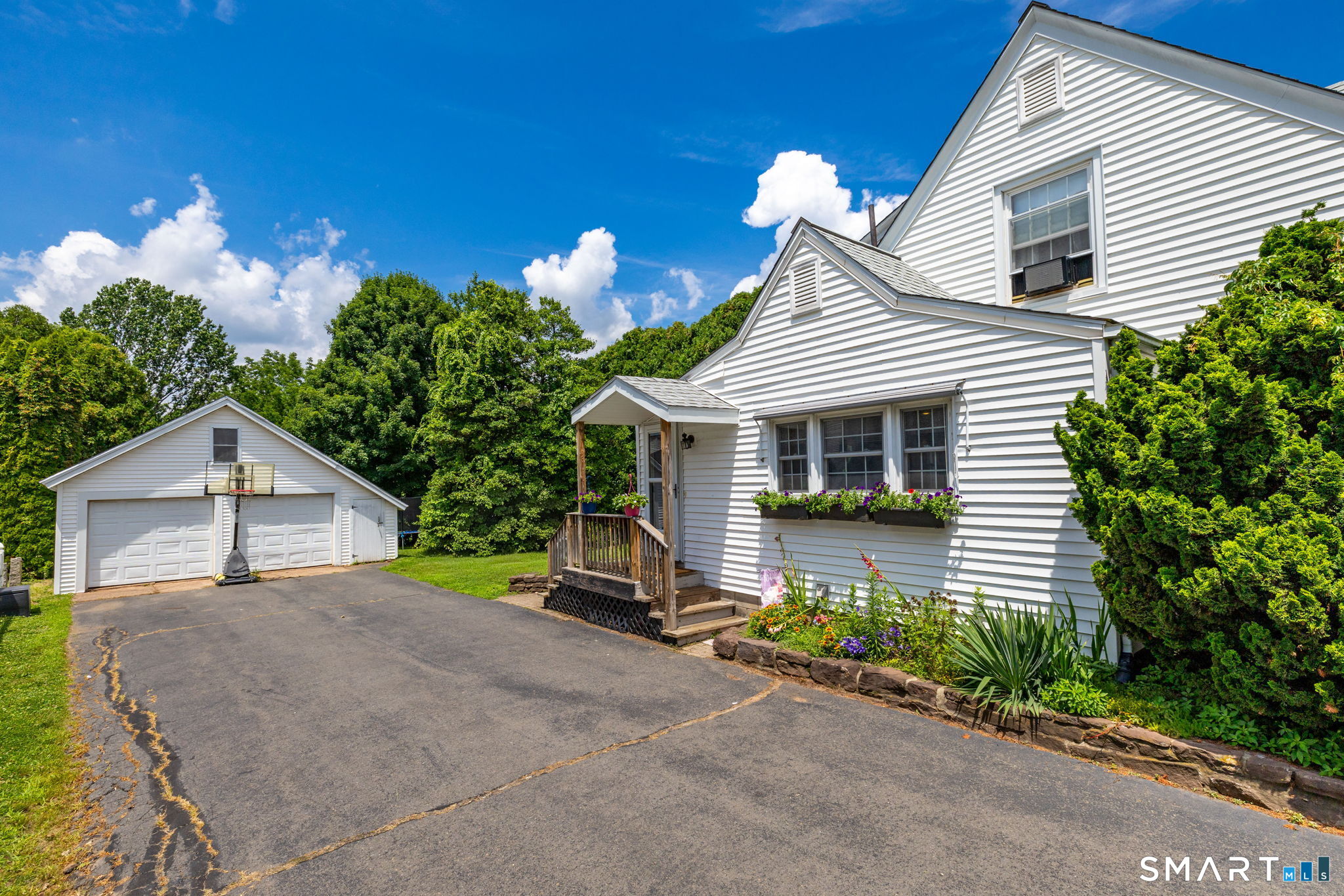 564 Main Street Portland, CT 06480 - Photo 37 of 40