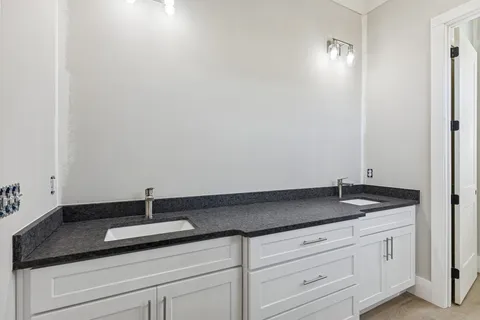 a close view of sink and tap